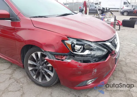 2017 Nissan Sentra Sr z USA, uszkodzony, nr VIN 3N1AB7AP1HY375662